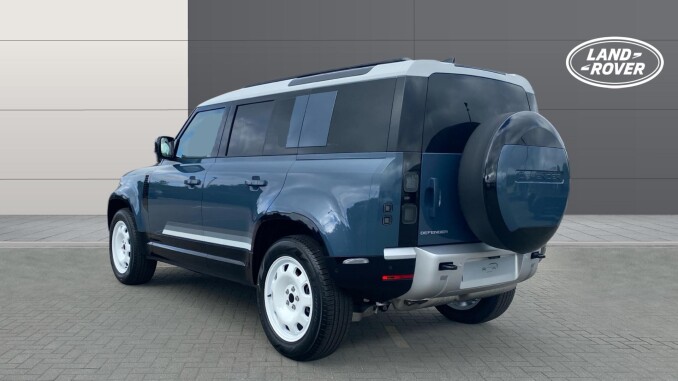 Land Rover Defender 3.0 D350 X-Dynamic HSE 110 5dr Auto Diesel Estate - Image 2